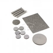 不锈钢烧结毡会出现白点是什么原因造成